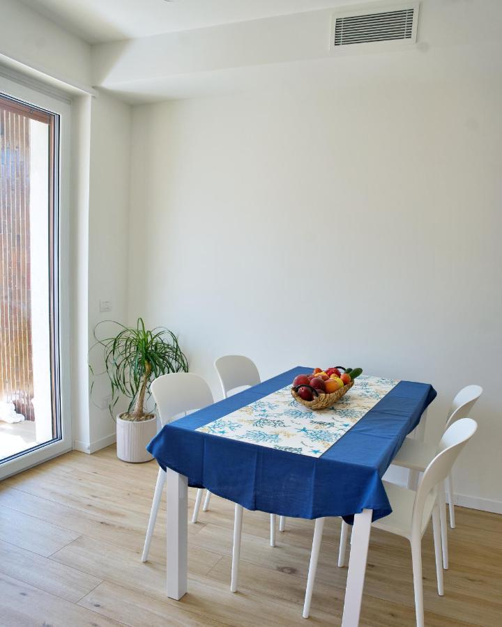The Blue - Lake / City View Modern Apt Near Villa Olmo Como Exteriör bild