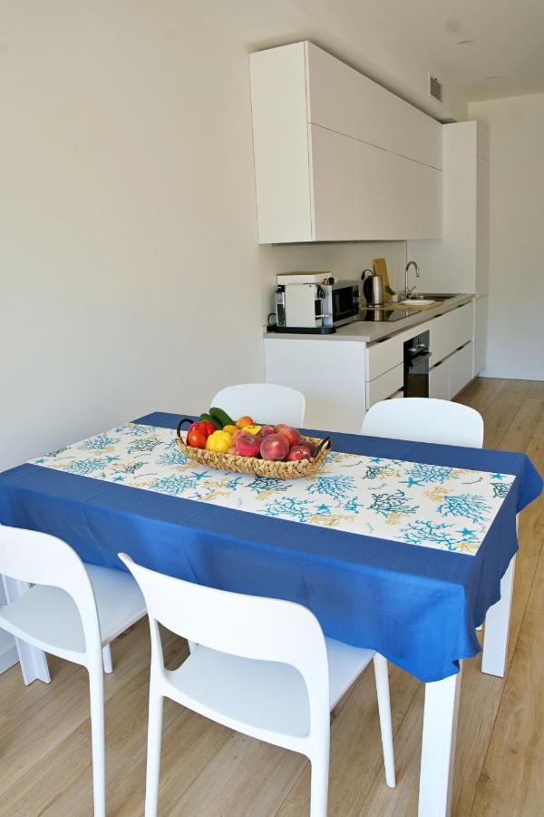 The Blue - Lake / City View Modern Apt Near Villa Olmo Como Exteriör bild